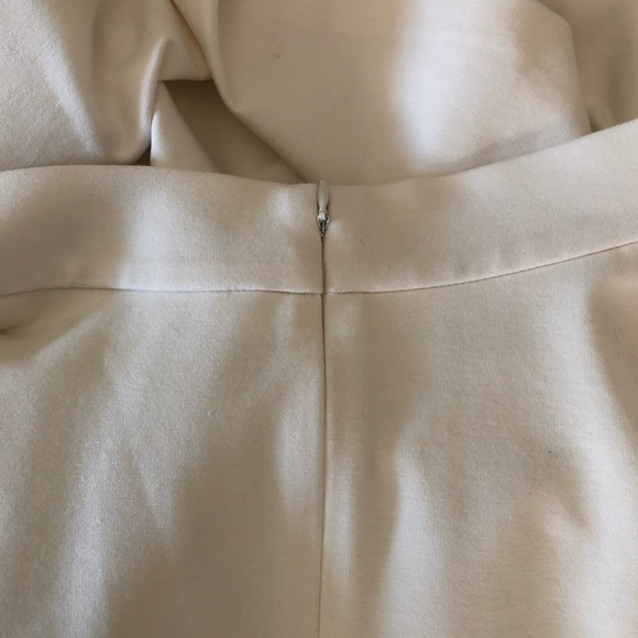 Banana Republic White Skirt - Picture 6 of 6